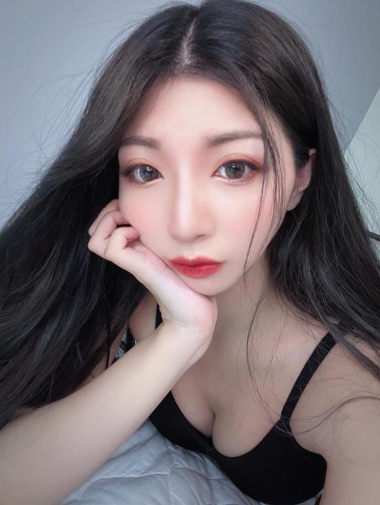 性感妩媚的仙仙美女