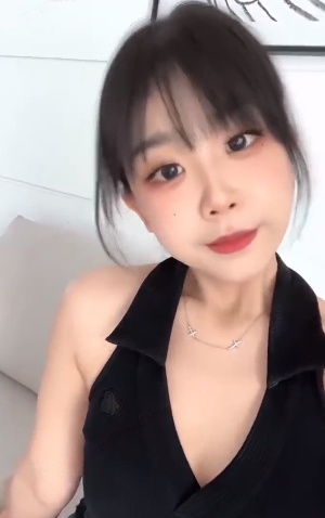 朝阳02年秀秀