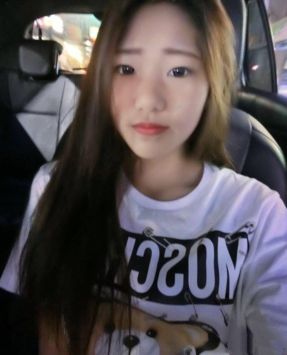 妹子是年轻，不过毛挺旺