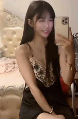 年轻妹子贝贝
