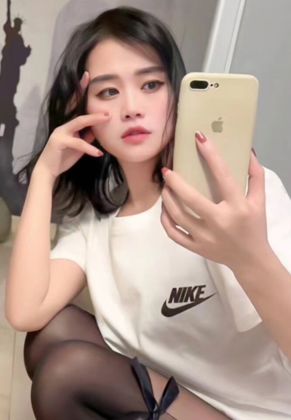海珠性感身材妹子