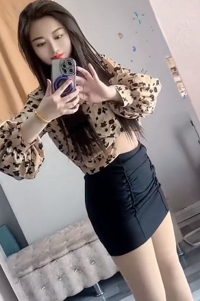 丝足女王抓龙筋