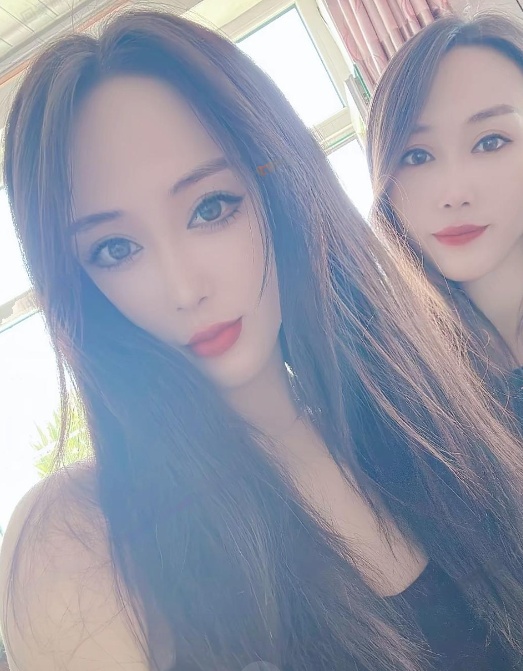 武汉静静倩倩