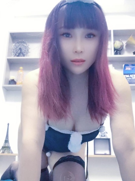 服务系风骚小少妇