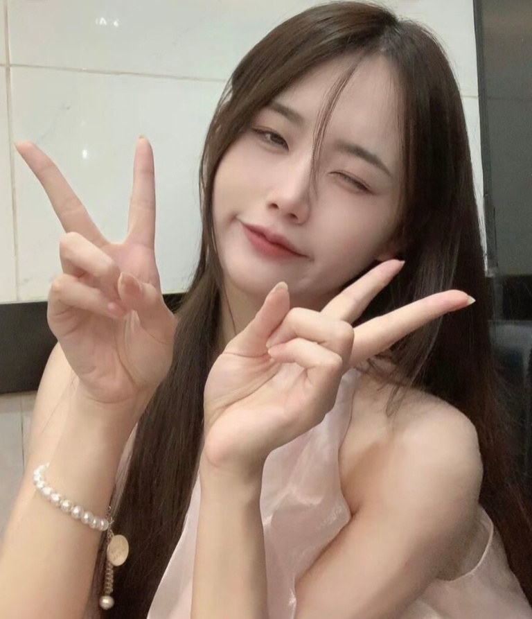 硚口前凸后翘大乳御姐