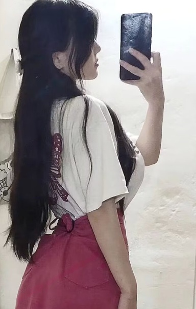兼职性感温柔极品小姐姐，鲍鱼粉嫩多汁