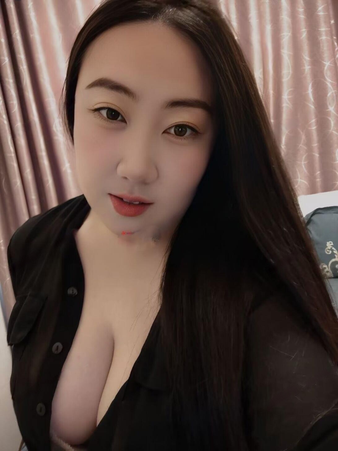盘龙区大胸妹子