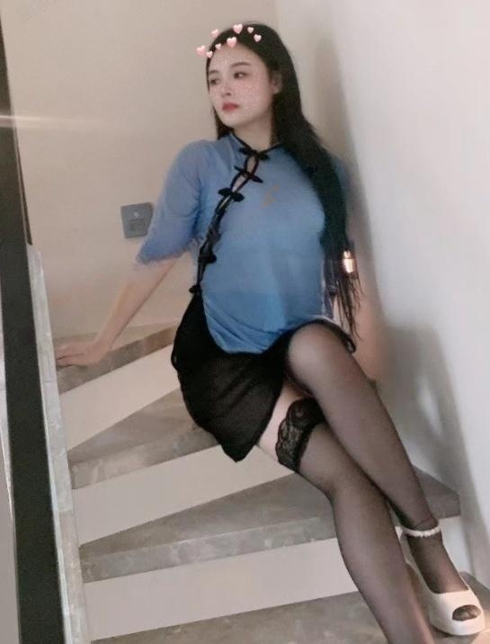 宋家庄气质美女