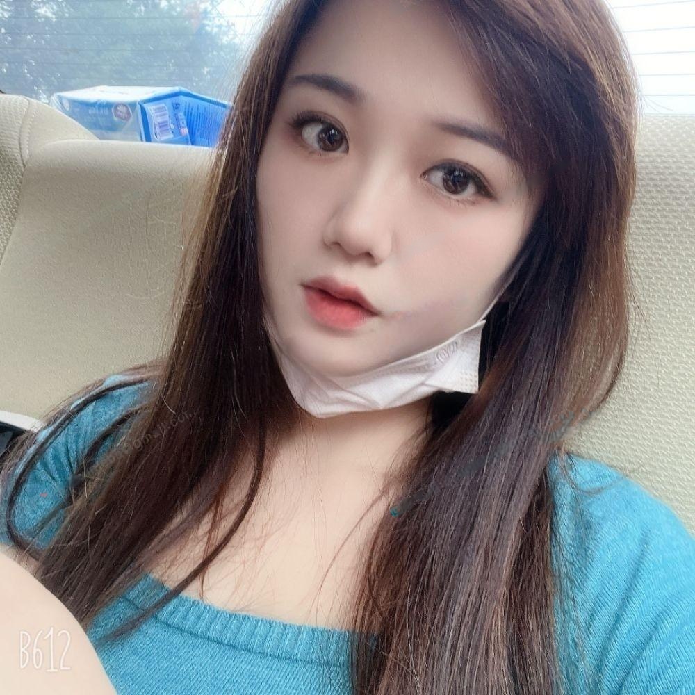 个人推油小姐姐
