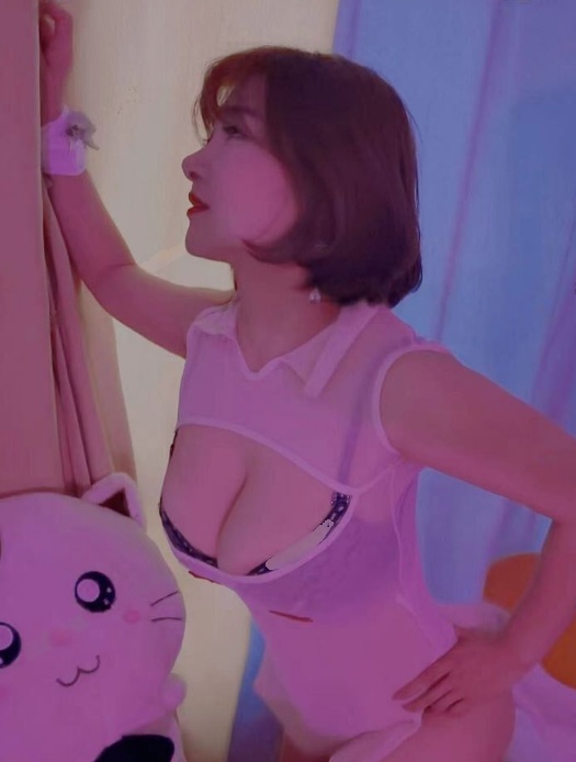 性感大奶妹妩媚口活好丰满易高潮