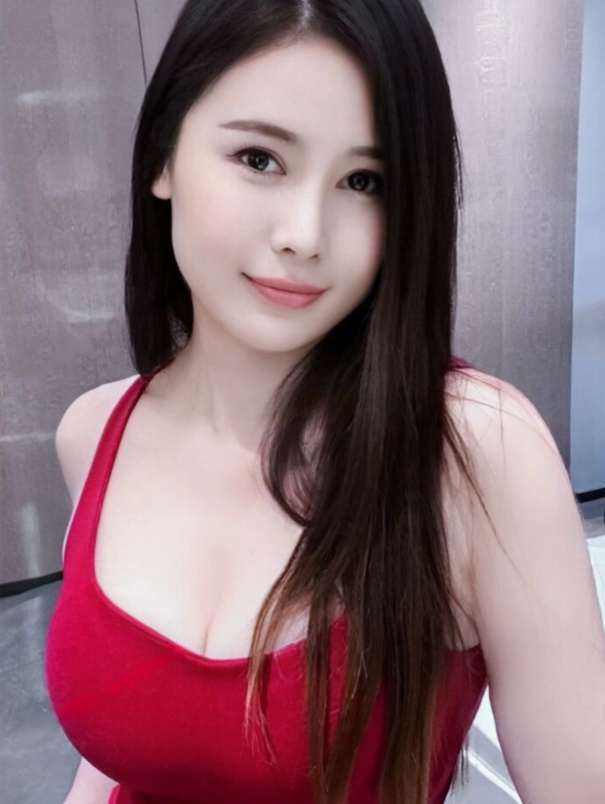 大胸肥臀南城诗诗