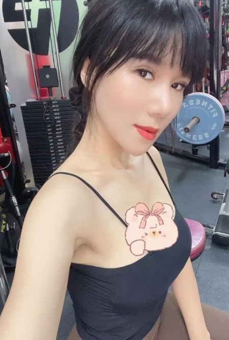 性感长舌少妇叶子