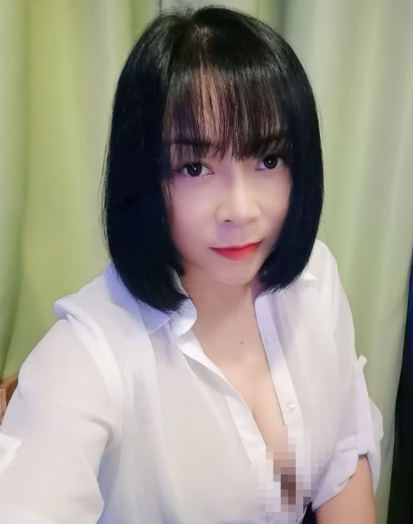 长相不错的少妇，水多丰满