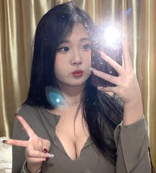 小姐姐兼职逼紧水多易高潮