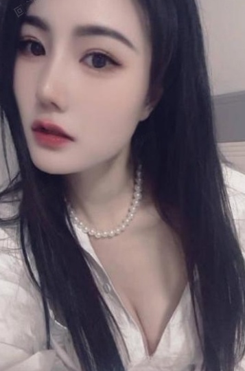 白嫩大奶珊珊