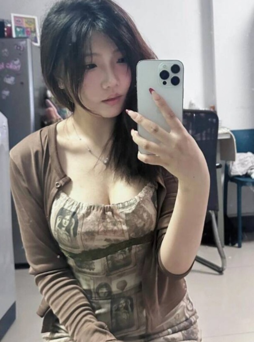 水嫩柔滑丰乳妹妹