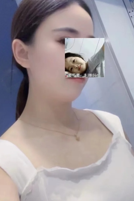 临平南苑的喷水娃