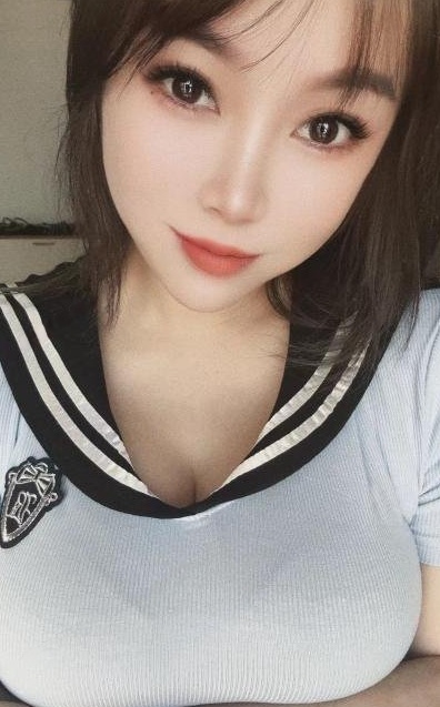 天河大胸妹小鱼