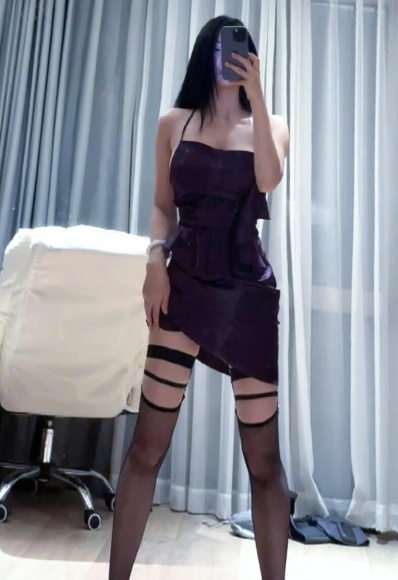 丝袜制服诱惑熟女姐姐