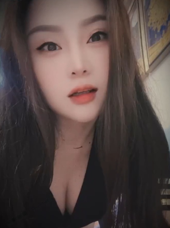 普陀区大胸小姐姐