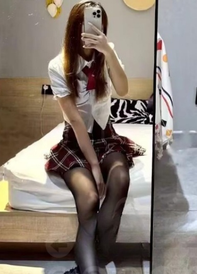 塘沽黑丝小彤彤
