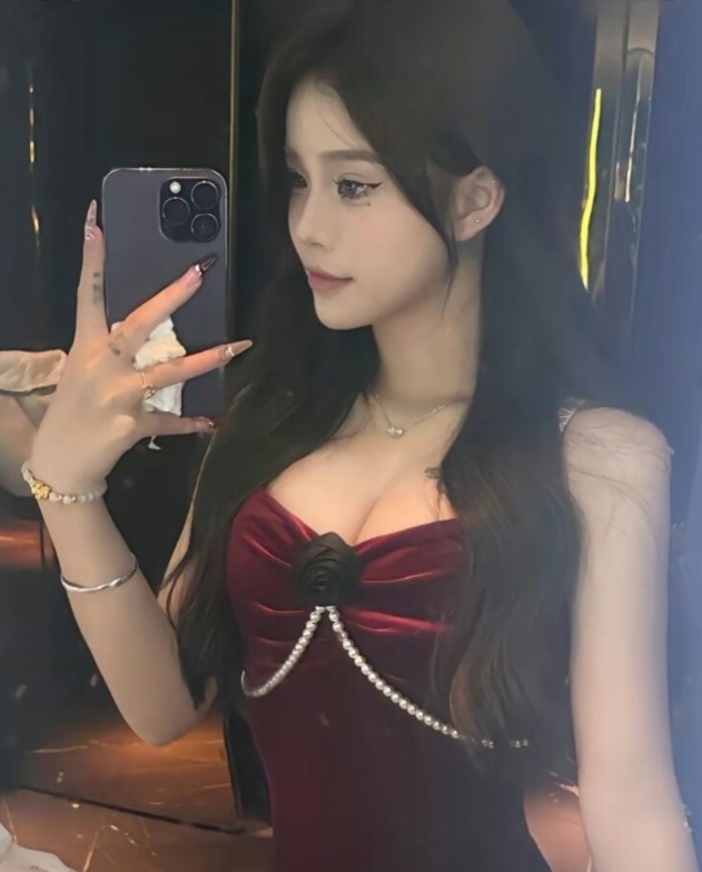 风骚制服少妇雅雅