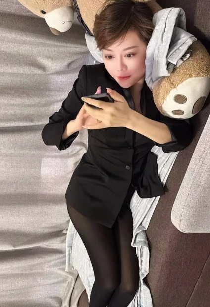 朝阳身材苗条贝贝