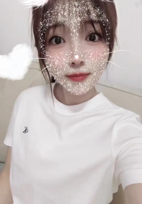 罗湖爱笑的小艺