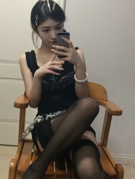 口技棒会夹佛系兼职妹妹