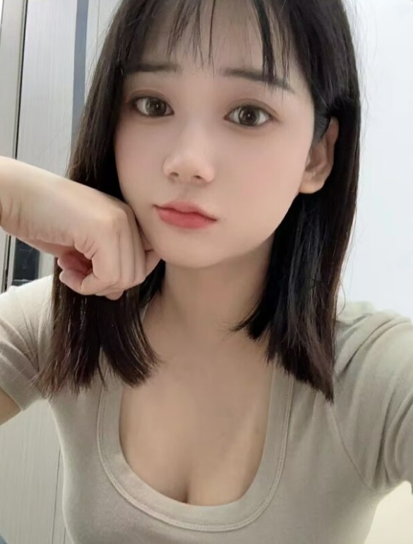 清纯可爱童童