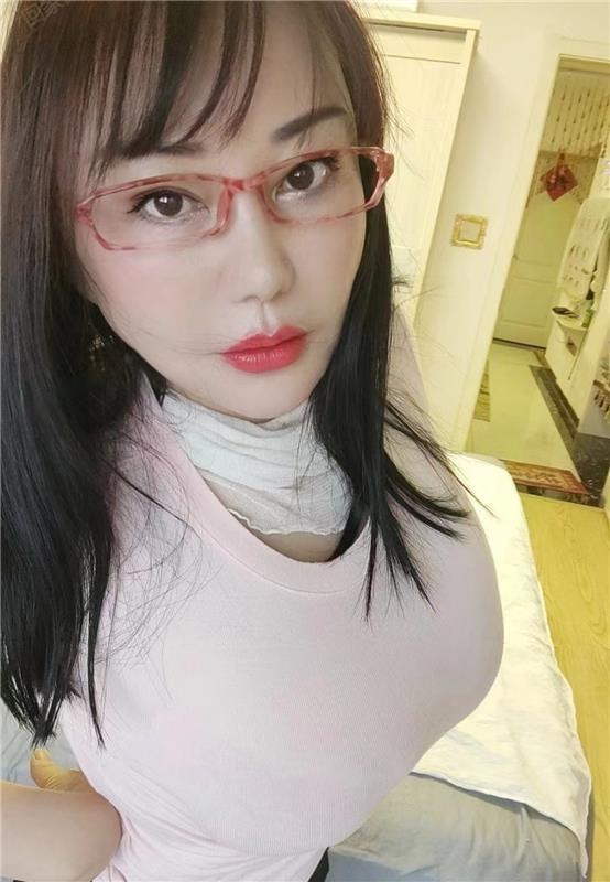 巨乳少妇泻火