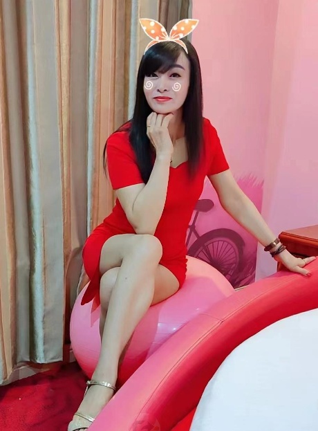 性感小嫂子，自带公寓