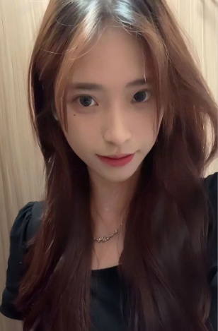 金华00后清纯妹子