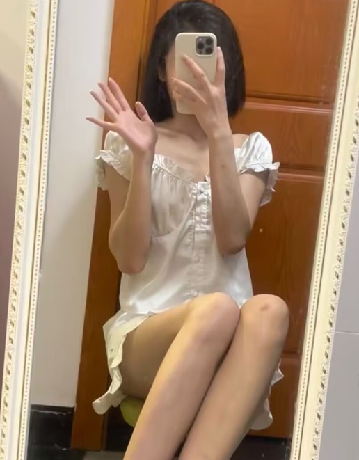 安阳文化宫年轻妹子