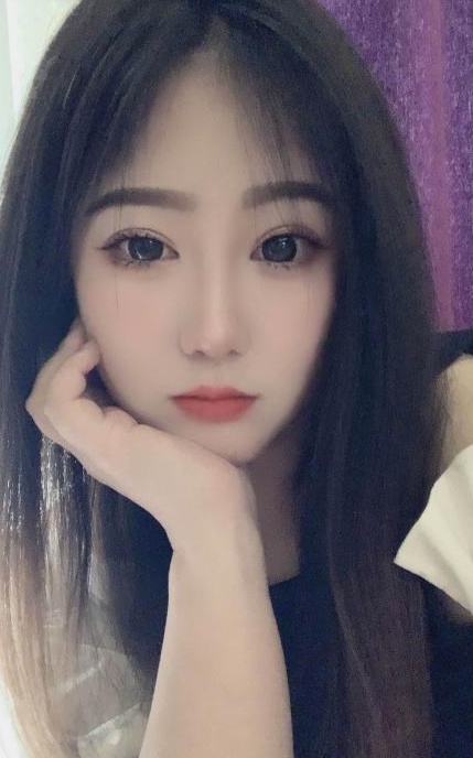 大屁股妹子皮肤白