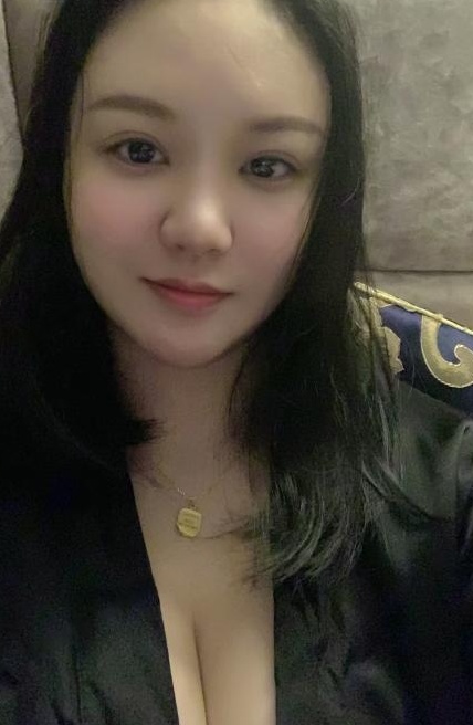 可舔可扣少妇
