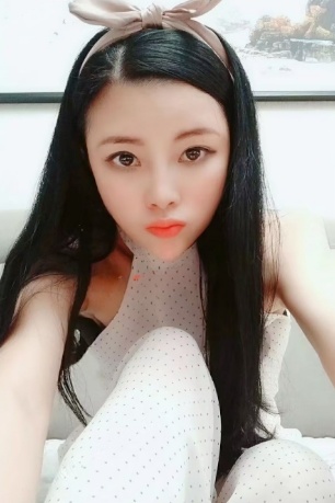 钟楼美女少妇