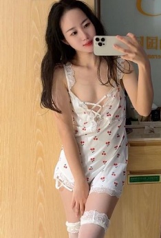 宝安坪洲长腿妹子