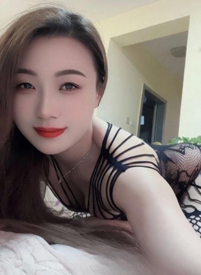 全套中项很骚的一个小姐姐