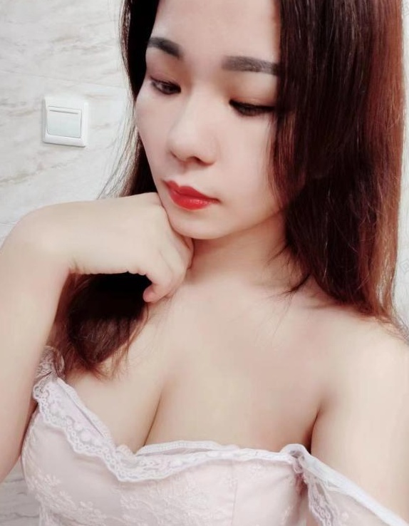 服务型性感美少妇