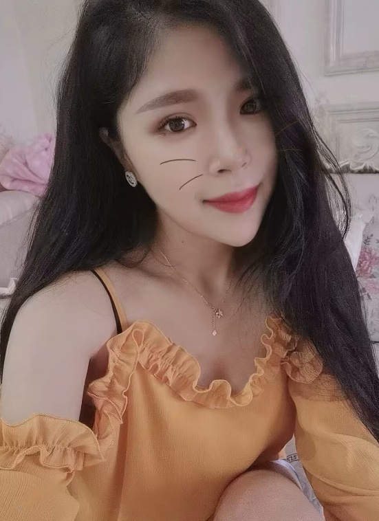 美艳性感长腿美女