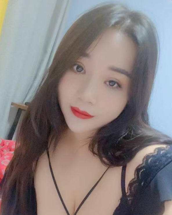 超爽巨乳丰满骚妇