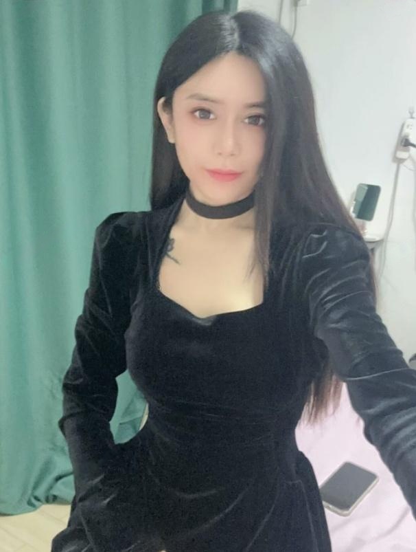 三牌楼骚货
