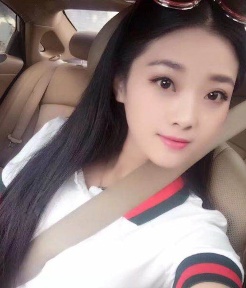 新市区苗条气质美女