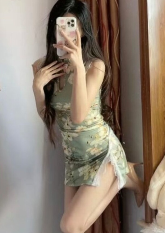 黄岛兼职性感制服诱惑小妹妹