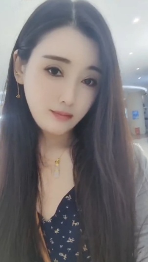 黄埔性感丰满姐姐糖糖