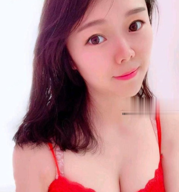 娇软兼职小姐姐
