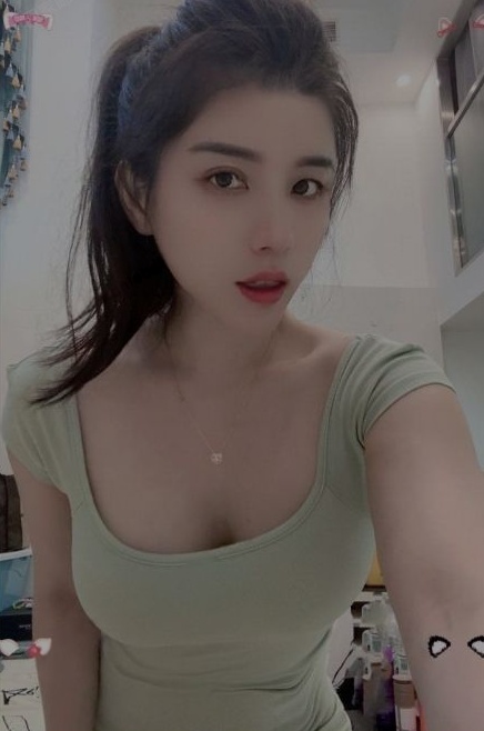 温柔又性感的桃老师