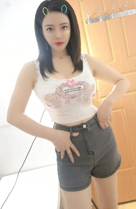 南门大胸纤柔