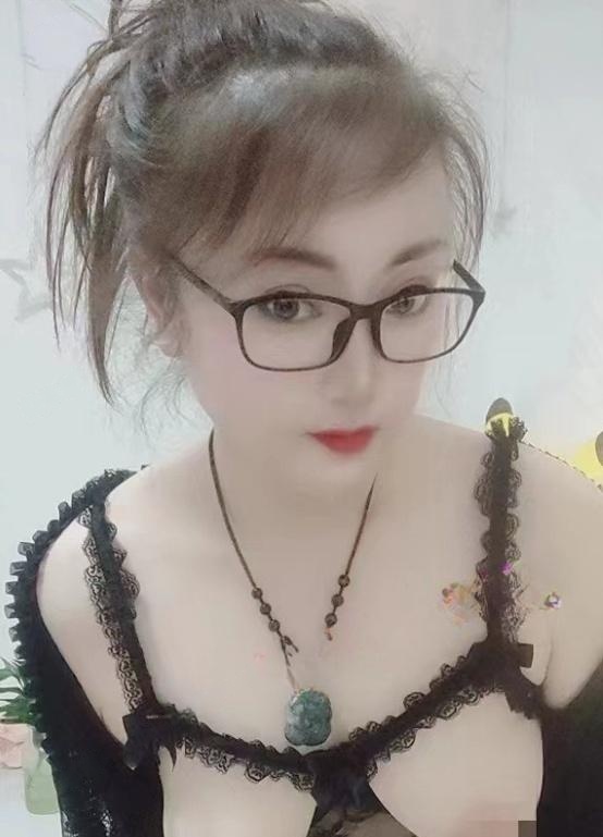 津南牛逼的喷水骚妇